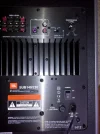 Achterkant JBL.webp